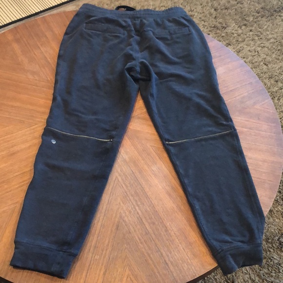 EUC Lululemon City Sweat joggers - Picture 3 of 6